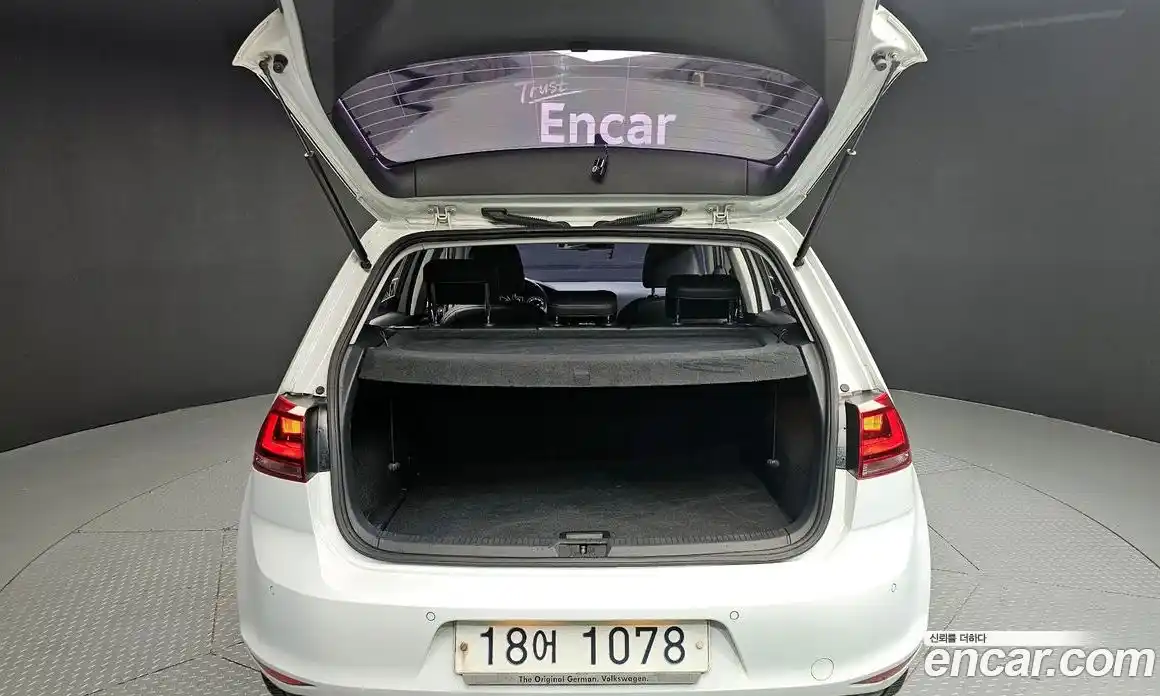 Volkswagen Golf 2015 2.0 Автомат в Москве № 199234, фото 19