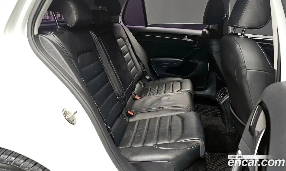 Volkswagen Golf 2015 2.0 Автомат в Москве № 199234, фото 7