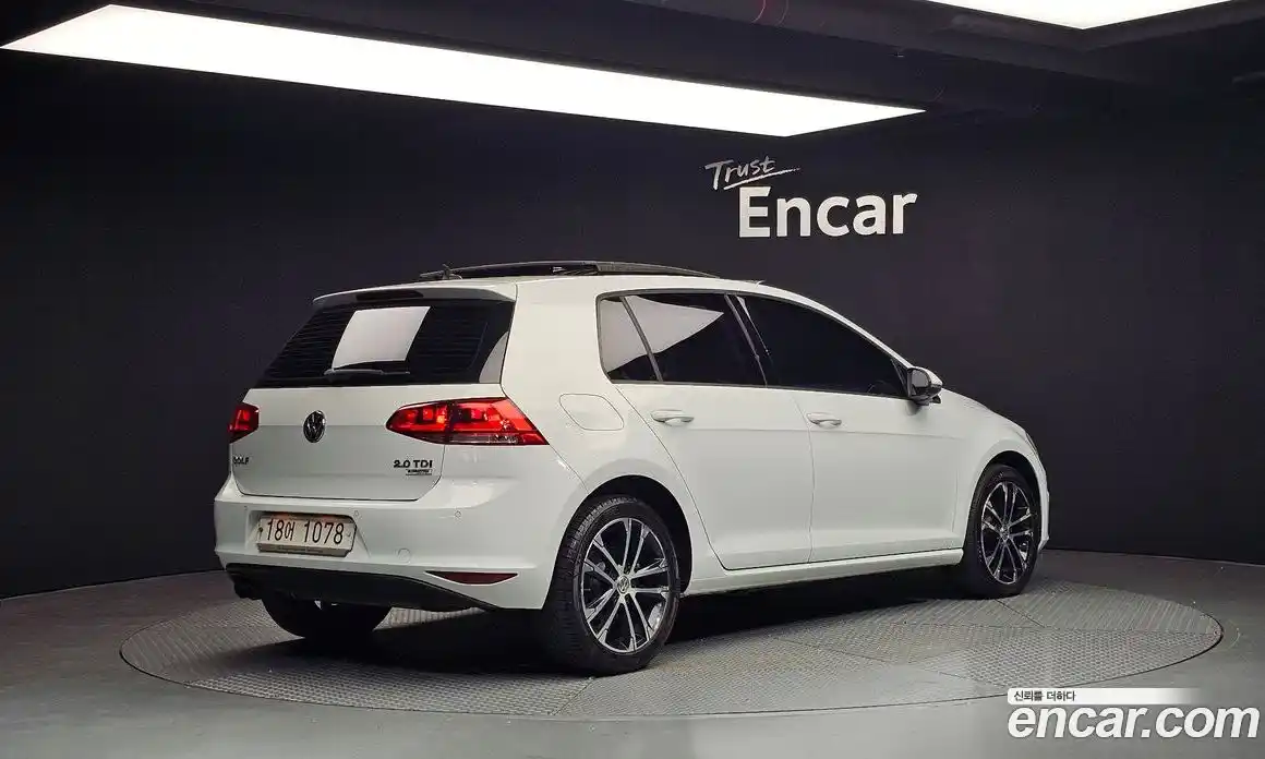 Volkswagen Golf 2015 2.0 Автомат в Москве № 199234, фото 9