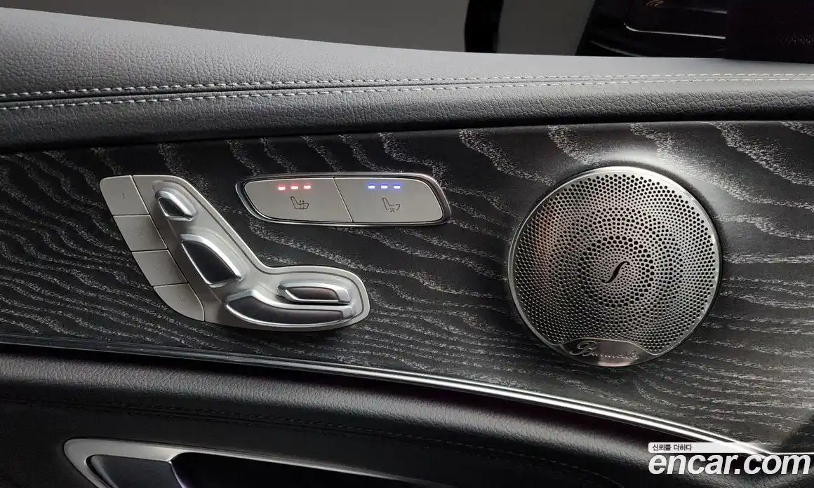 Mercedes-Benz E-Class 2023 3.0 Автомат в Москве № 200303, фото 17