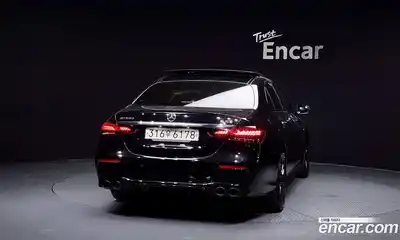 Mercedes-Benz E-Class 2023 3.0 Автомат в Москве № 200303, миниатюра 3