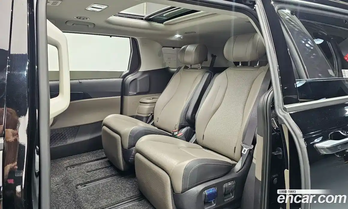 Kia Canival 2024 2.2 Автомат в Москве № 20385, фото 18