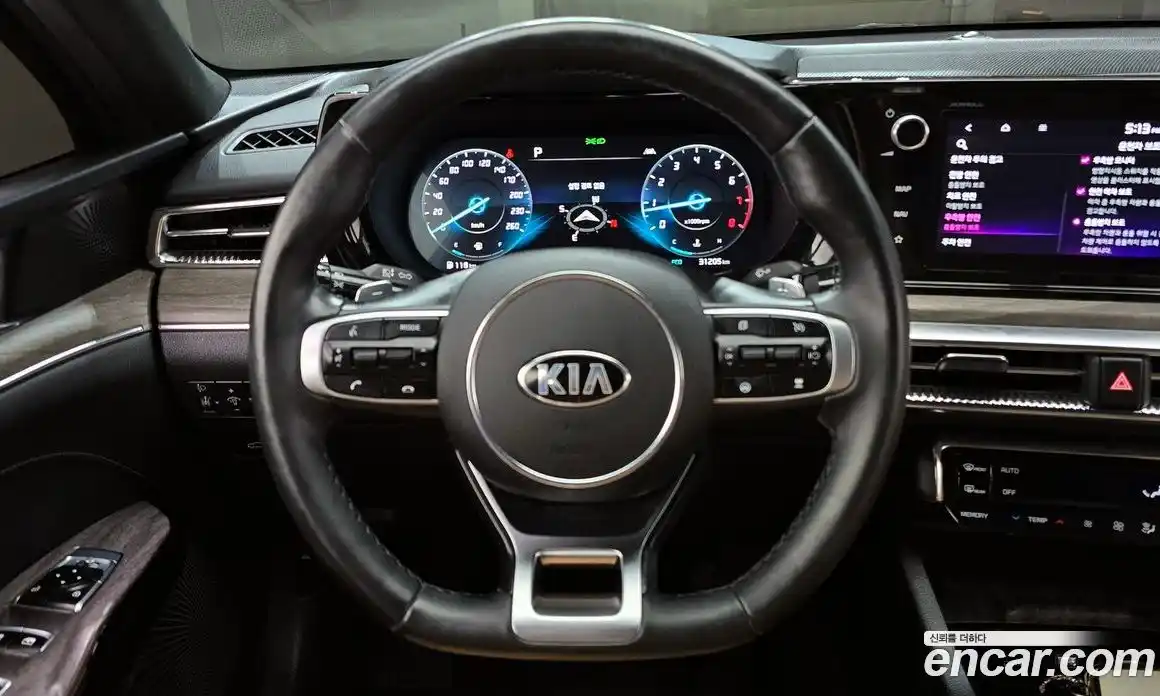 Kia K5 2021 1.6 Автомат в Москве № 20732, фото 17