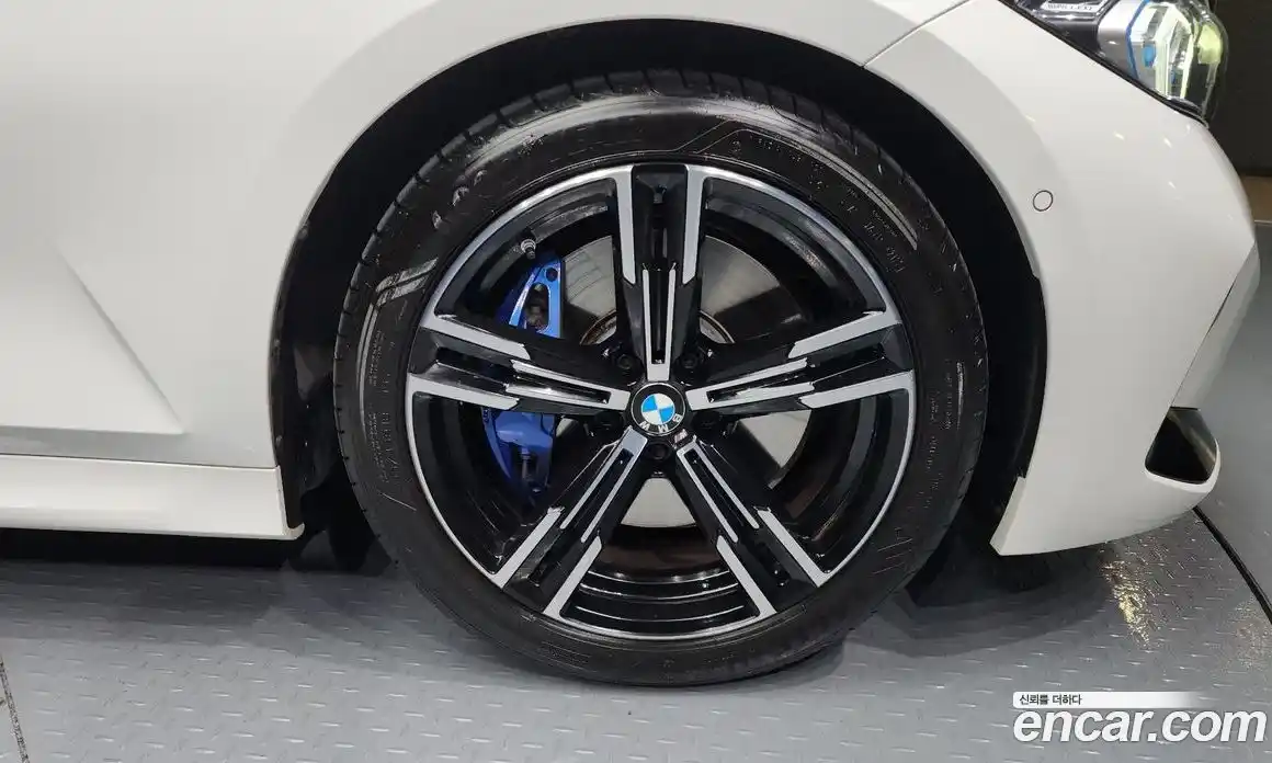 BMW 3-Series 2023 2.0 Автомат в Москве № 210427, фото 16