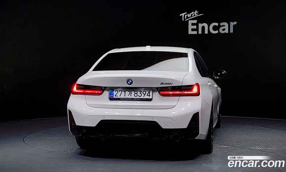 BMW 3-Series 2023 2.0 Автомат в Москве № 210427, фото 10