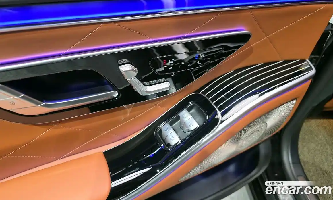 Mercedes-Benz S-Class 2022 4.0 Автомат в Москве № 212006, фото 17