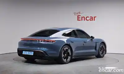Porsche Taycan 2025 0.1 Автомат в Москве № 213024, миниатюра 11