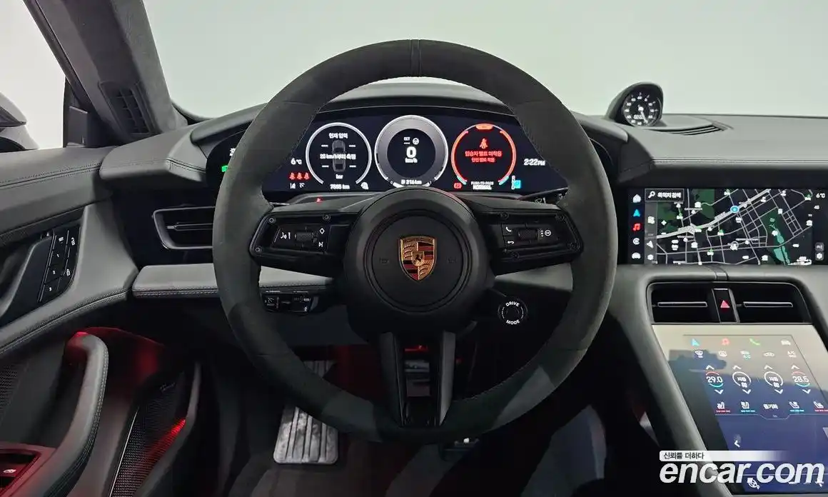 Porsche Taycan 2025 0.1 Автомат в Москве № 213024, фото 16