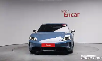 Porsche Taycan 2025 0.1 Автомат в Москве № 213024, миниатюра 4