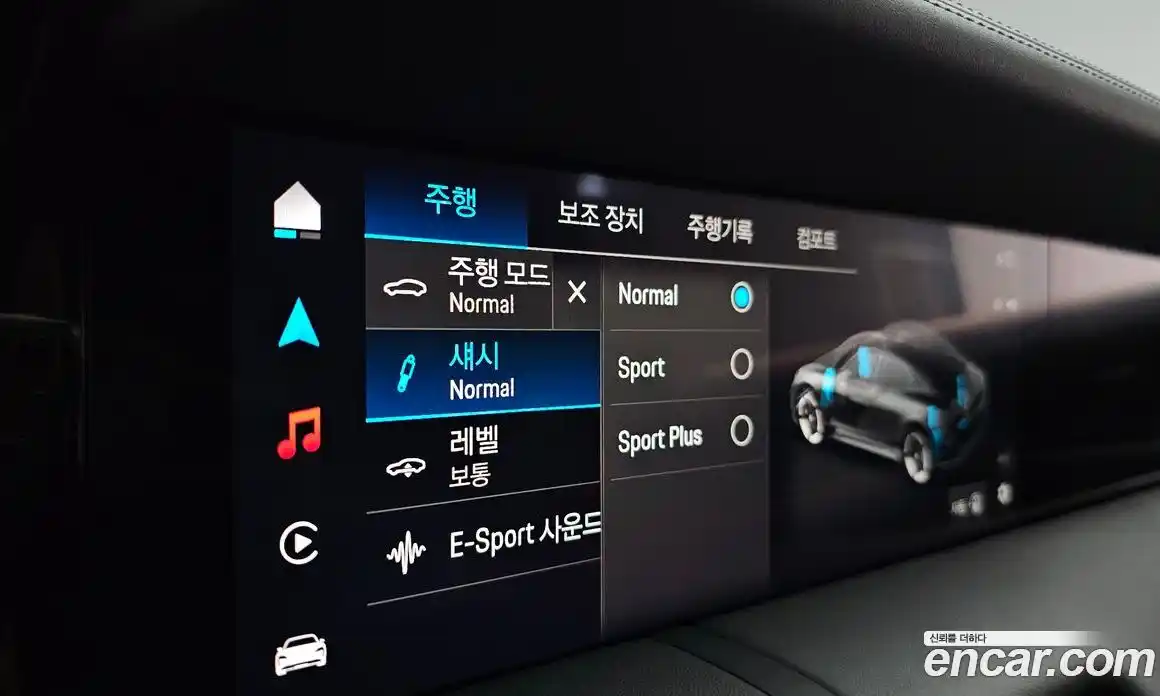 Porsche Taycan 2025 0.1 Автомат в Москве № 213024, фото 9