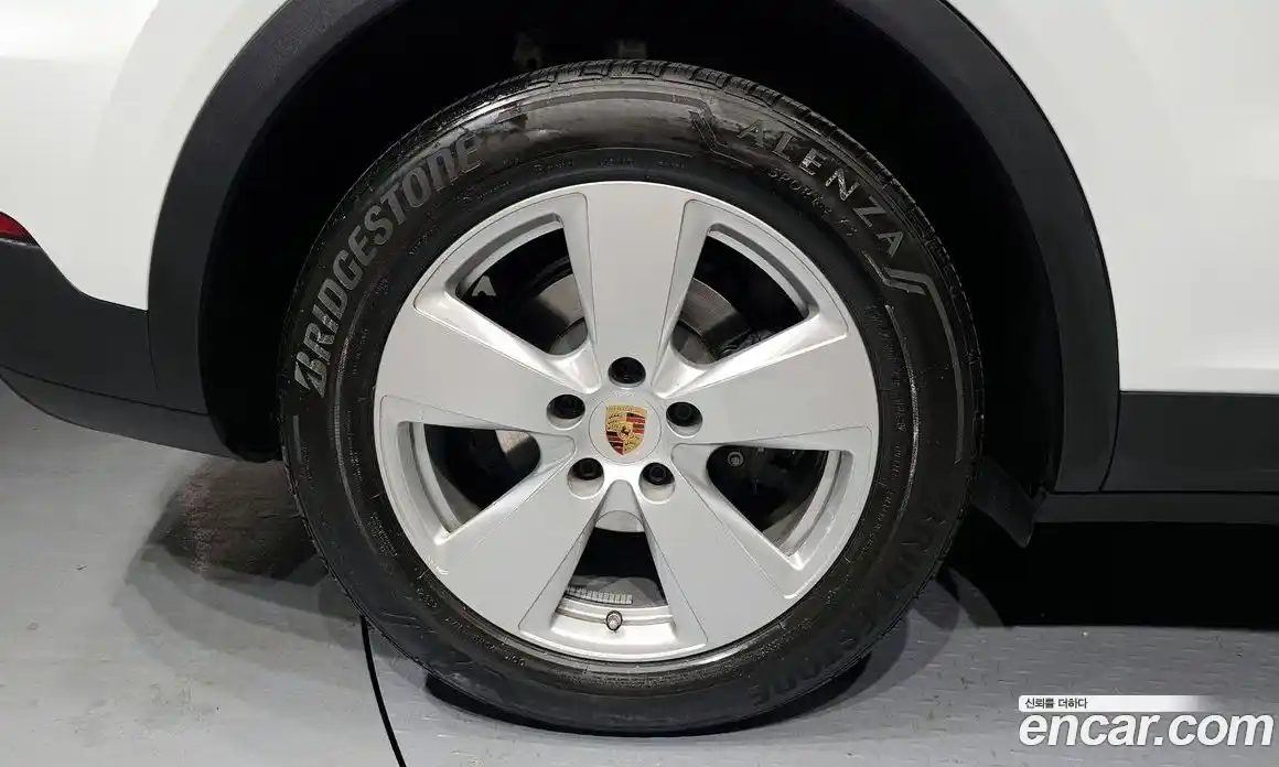 Porsche Cayenne 2023 3.0 Автомат в Москве № 213131, фото 11