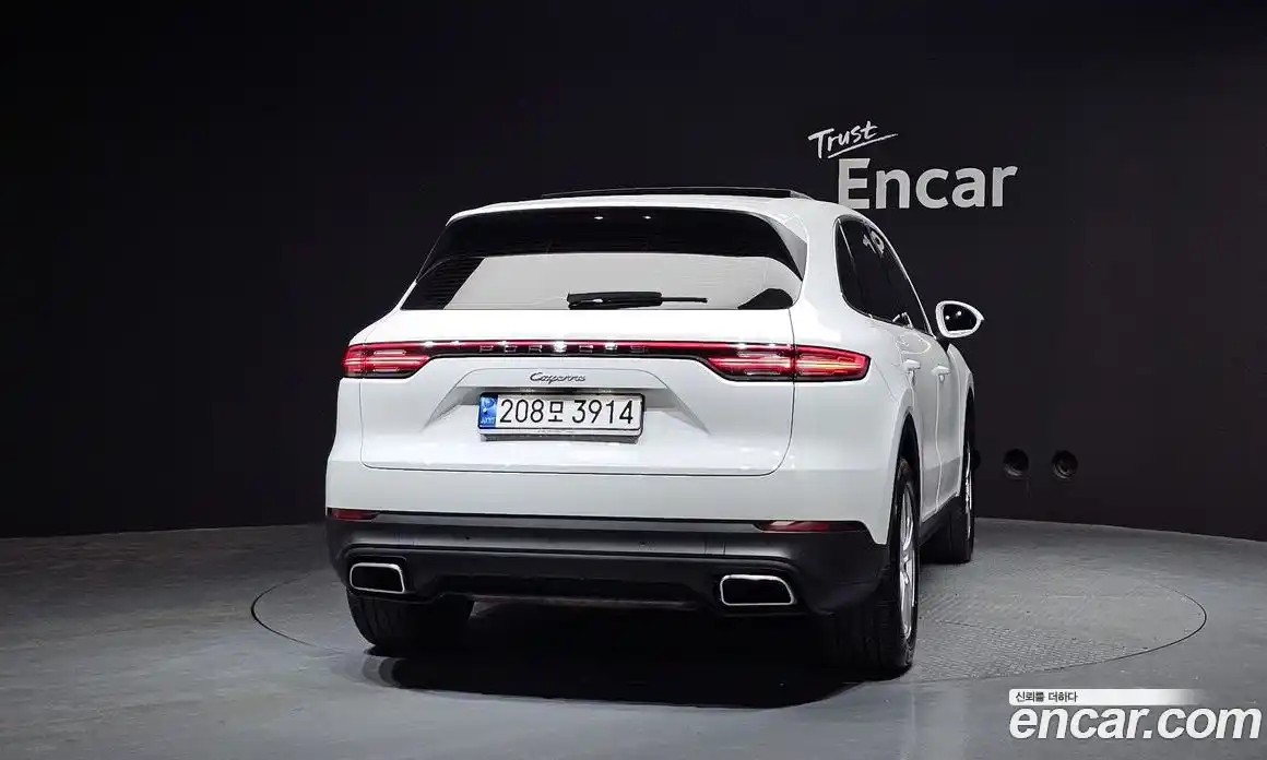 Porsche Cayenne 2023 3.0 Автомат в Москве № 213131, фото 16