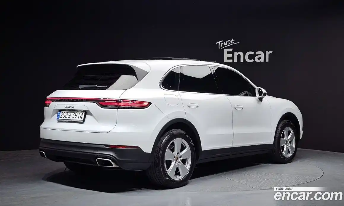 Porsche Cayenne 2023 3.0 Автомат в Москве № 213131, фото 17