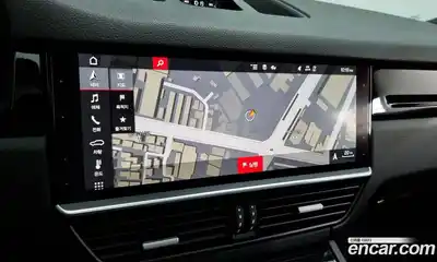 Porsche Cayenne 2020 3.0 Автомат в Москве № 213134, миниатюра 7