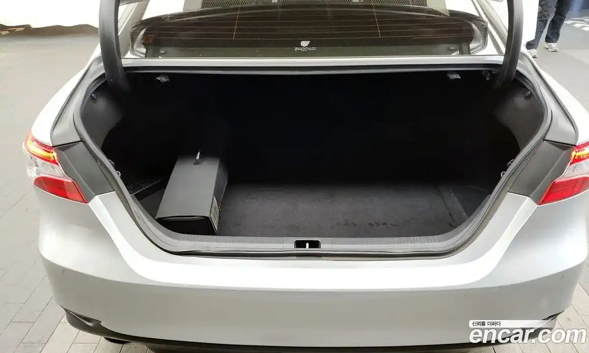 Toyota Camry 2019 2.5 Автомат в Москве № 215526, фото 20