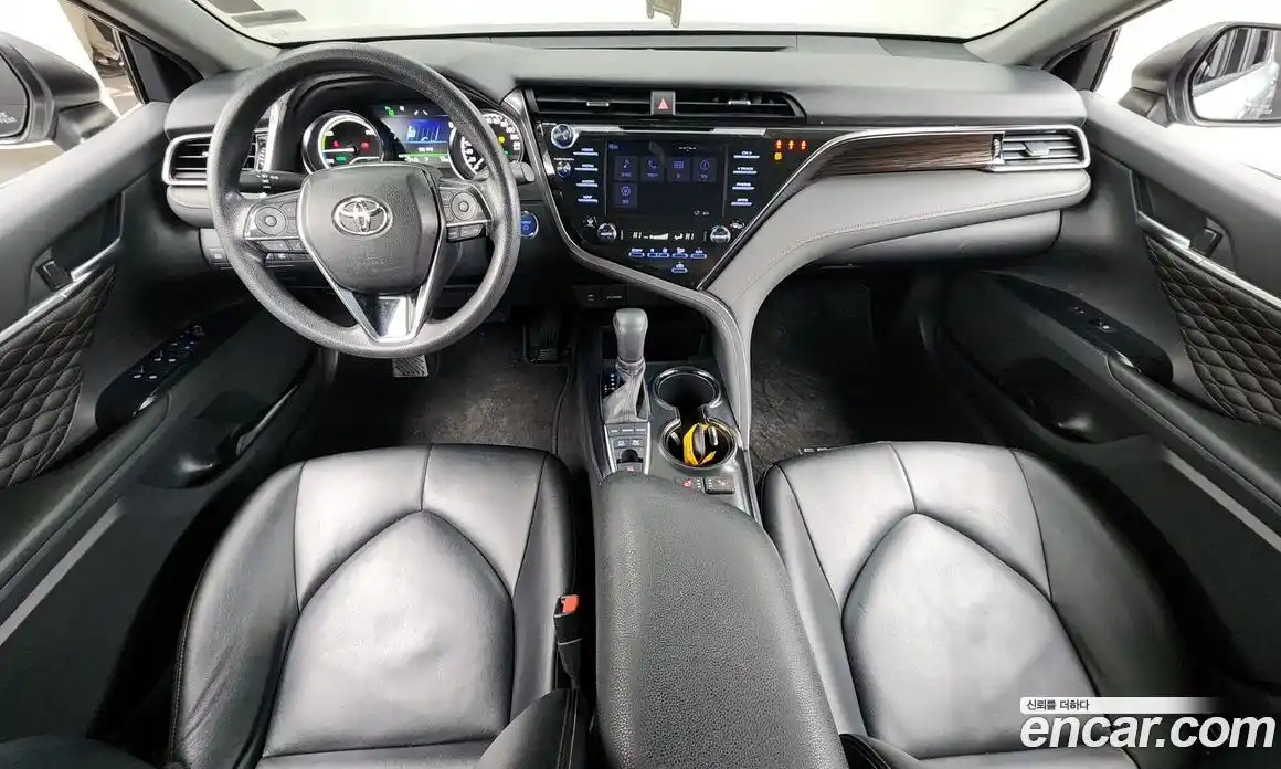 Toyota Camry 2019 2.5 Автомат в Москве № 215526, фото 7