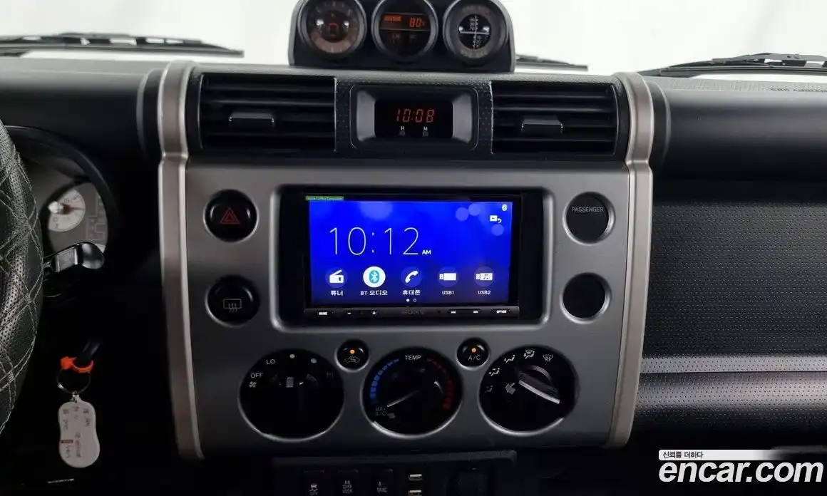 Toyota FJ Cruiser 2010 4.0 Автомат в Москве № 215558, фото 20