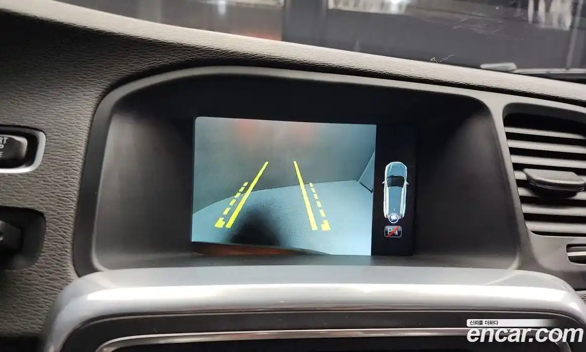 Volvo V60 2016 2.0 Автомат в Москве № 218052, фото 18