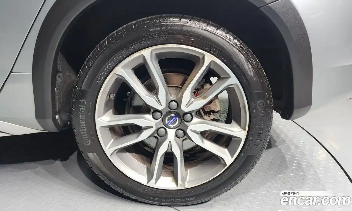 Volvo V60 2016 2.0 Автомат в Москве № 218052, фото 6