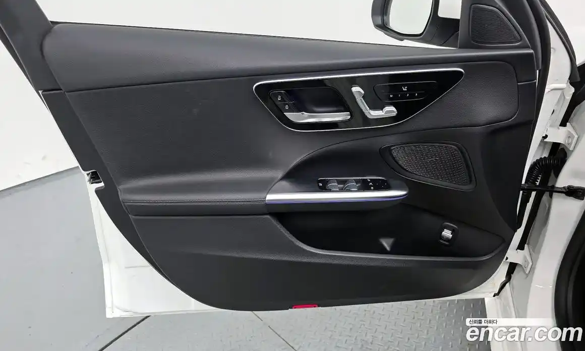 Mercedes-Benz C-Class 2023 2.0 Автомат в Москве № 220516, фото 19