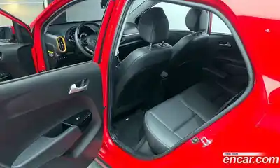 Kia Morning 2021 1.0 Автомат в Москве № 22143, миниатюра 3