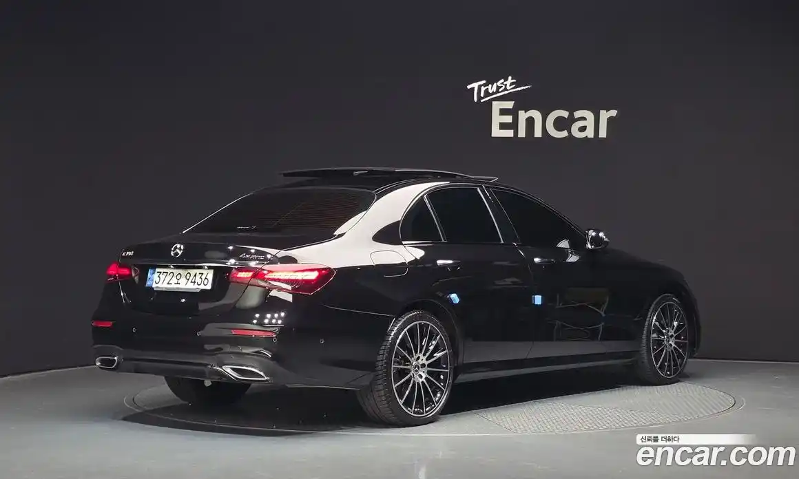 Mercedes-Benz E-Class 2023 2.0 Автомат в Москве № 222489, фото 17