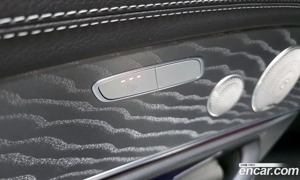 Mercedes-Benz E-Class 2023 2.0 Автомат в Москве № 222489, фото 20