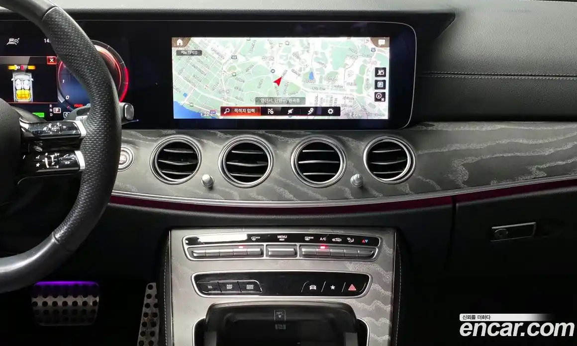 Mercedes-Benz E-Class 2023 2.0 Автомат в Москве № 222489, фото 4