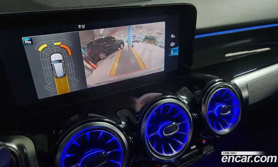 Mercedes-Benz GLB-Class 2022 2.0 Автомат в Москве № 222525, фото 12