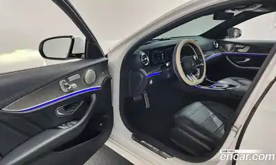 Mercedes-Benz E-Class 2022 3.0 Автомат в Москве № 222573, миниатюра 11
