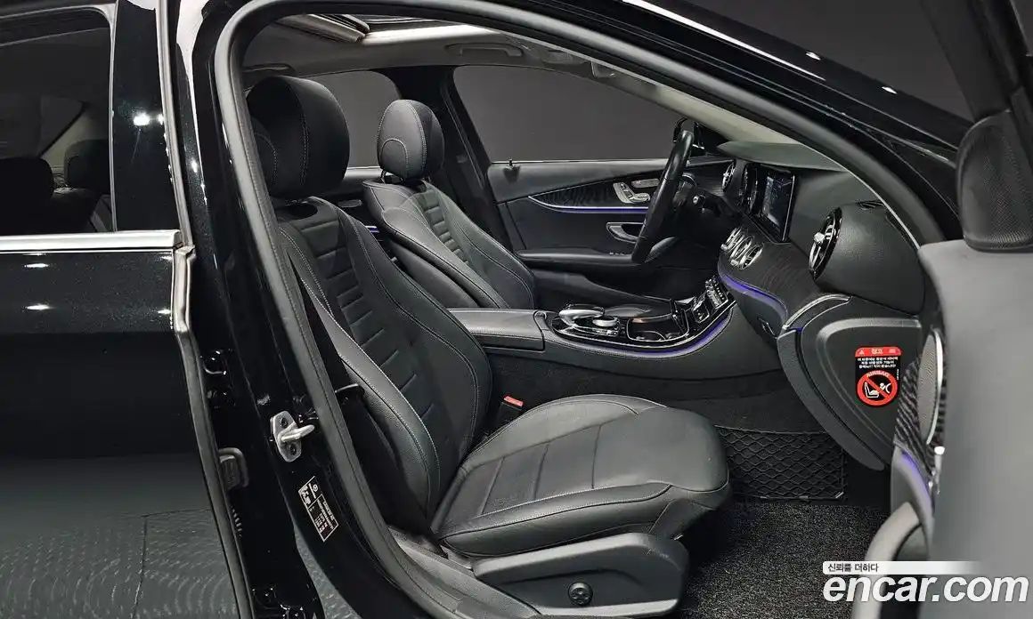 Mercedes-Benz E-Class 2019 1.9 Автомат в Москве № 226939, фото 12