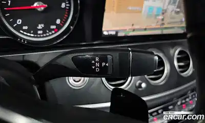 Mercedes-Benz E-Class 2019 1.9 Автомат в Москве № 226939, миниатюра 5