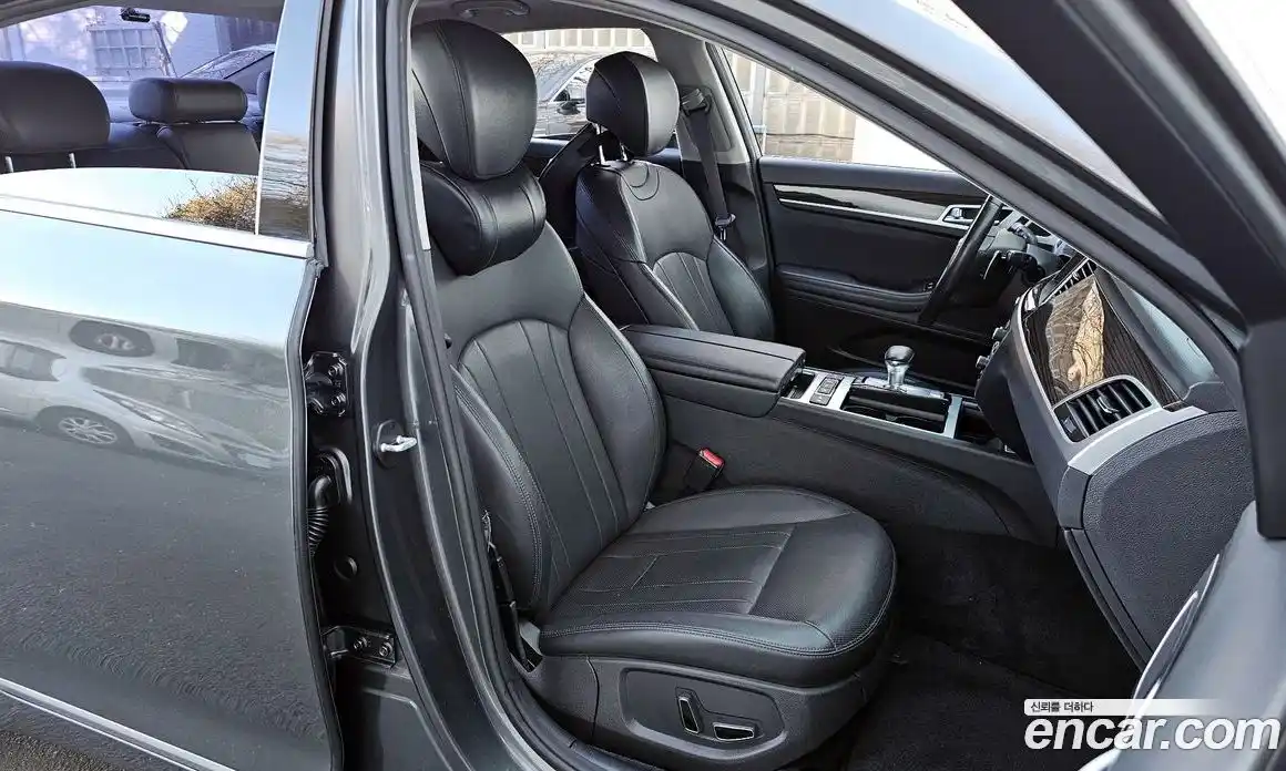 Genesis G80 2018 3.3 Автомат в Москве № 22746, фото 10