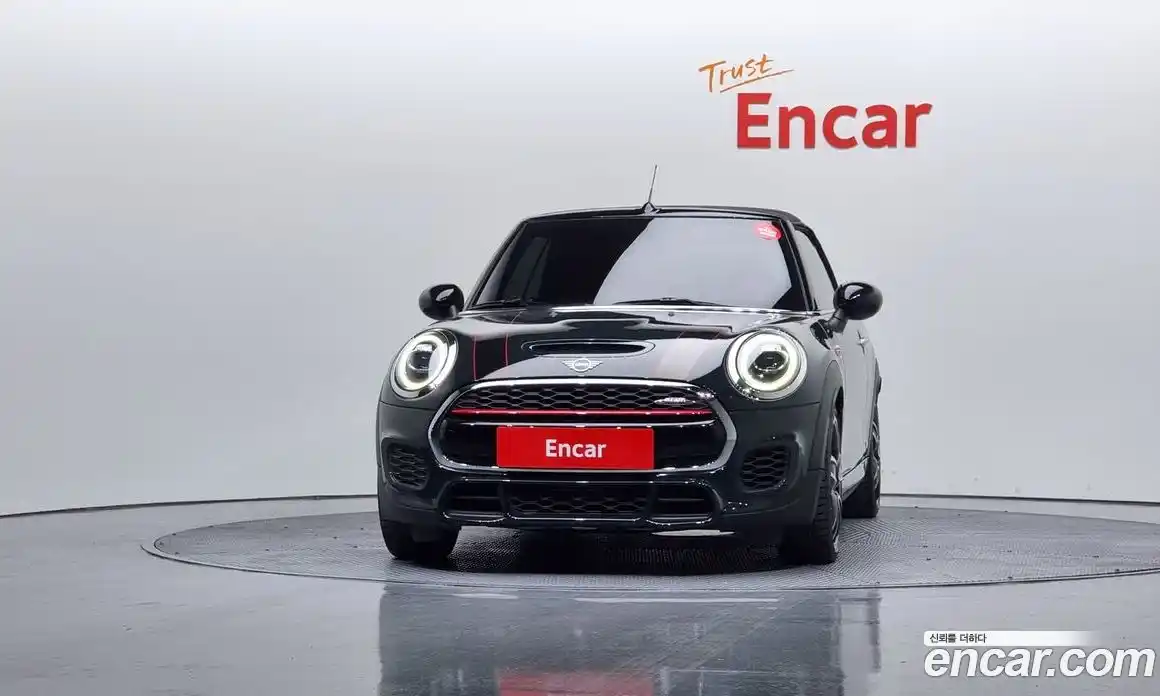 Mini Cooper Convertible 2019 2.0 Автомат в Москве № 227745, фото 10