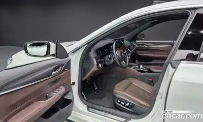 BMW Gran Turismo 2023 2.0 Автомат в Москве № 228094, миниатюра 9