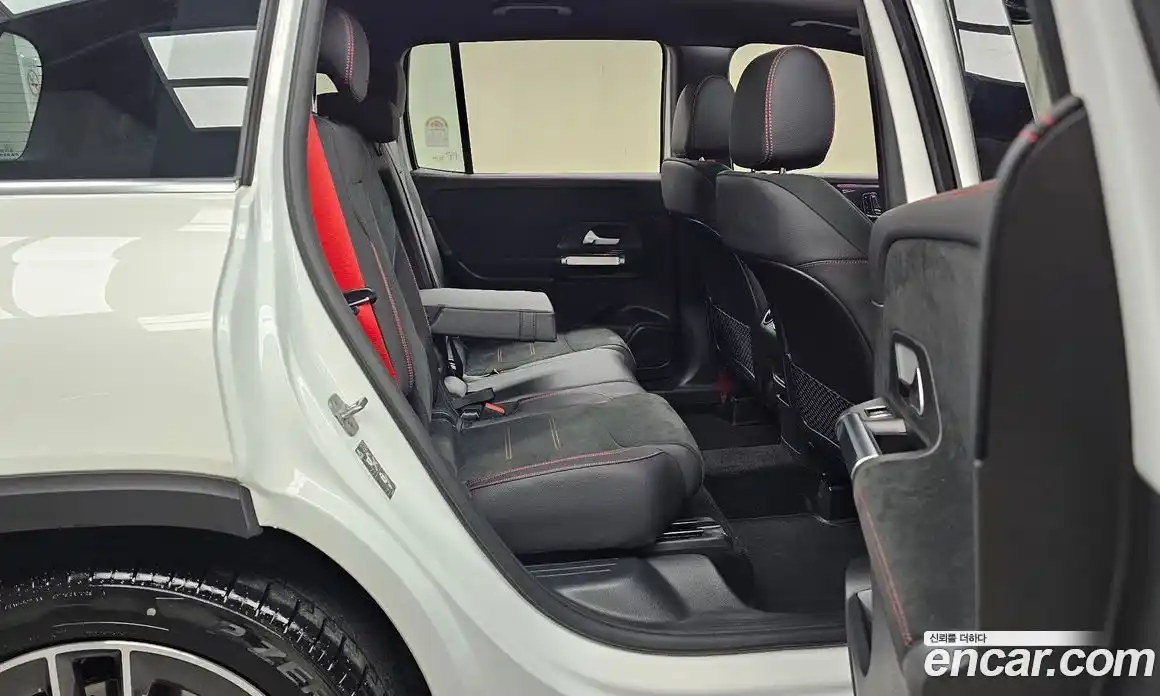 Mercedes-Benz GLB-Class 2025 2.0 Автомат в Москве № 229393, фото 6