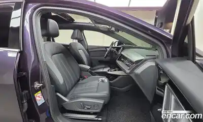 Audi Q4 e-tron 2022 0.2 Автомат в Москве № 229977, миниатюра 12