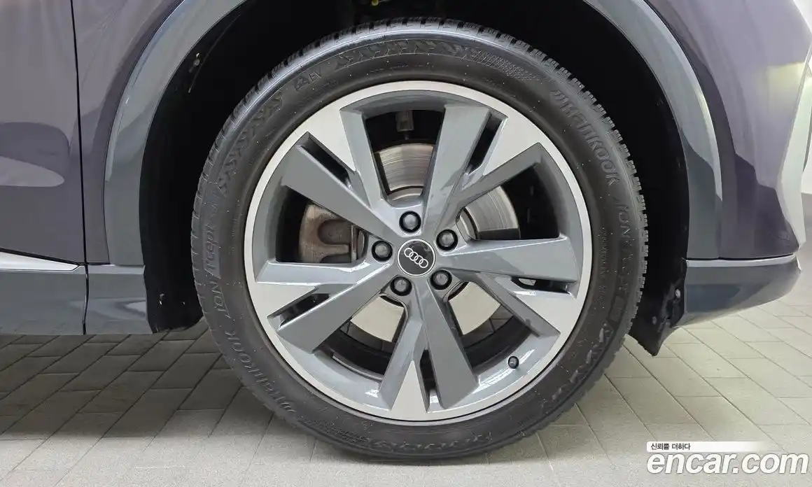 Audi Q4 e-tron 2022 0.2 Автомат в Москве № 229977, фото 14