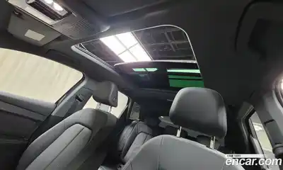 Audi Q4 e-tron 2022 0.2 Автомат в Москве № 229977, миниатюра 4