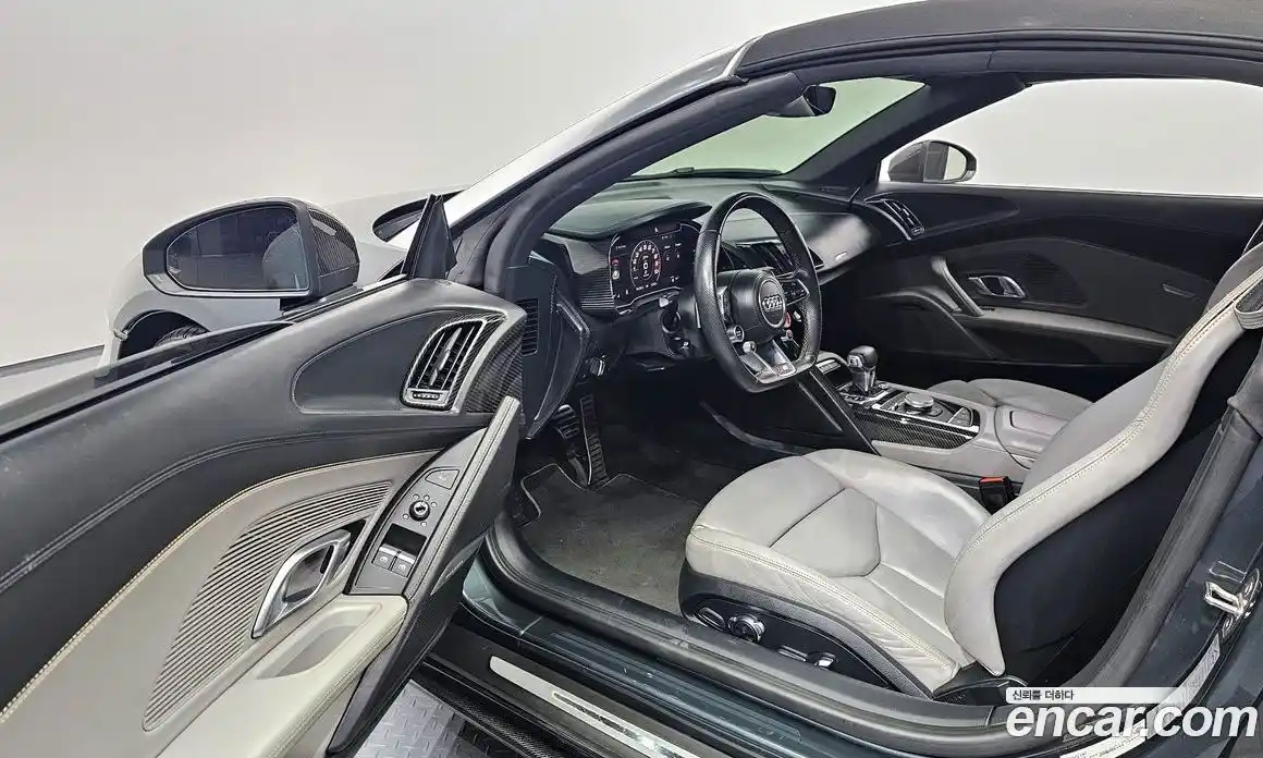 Audi R8 2017 5.2 Автомат в Москве № 230041, фото 3