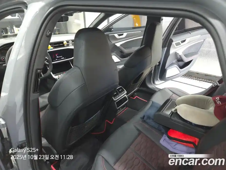 Audi RS6 2025 4.0 Автомат в Москве № 230257, фото 13