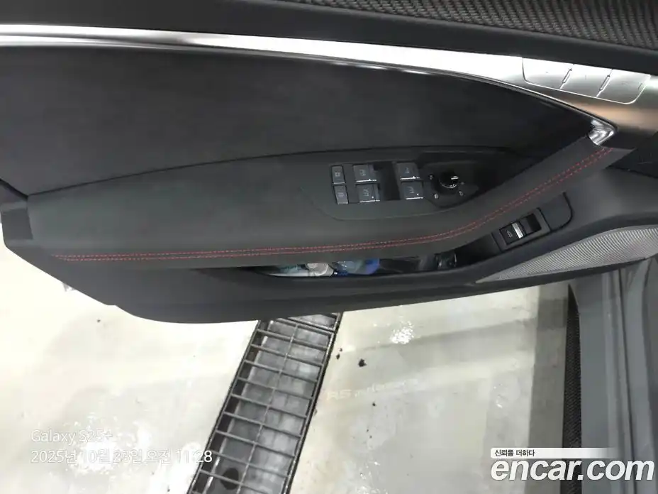 Audi RS6 2025 4.0 Автомат в Москве № 230257, фото 15