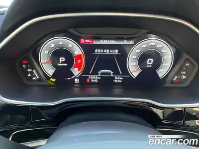 Audi Q3 2025 2.0 Автомат в Москве № 230295, миниатюра 8