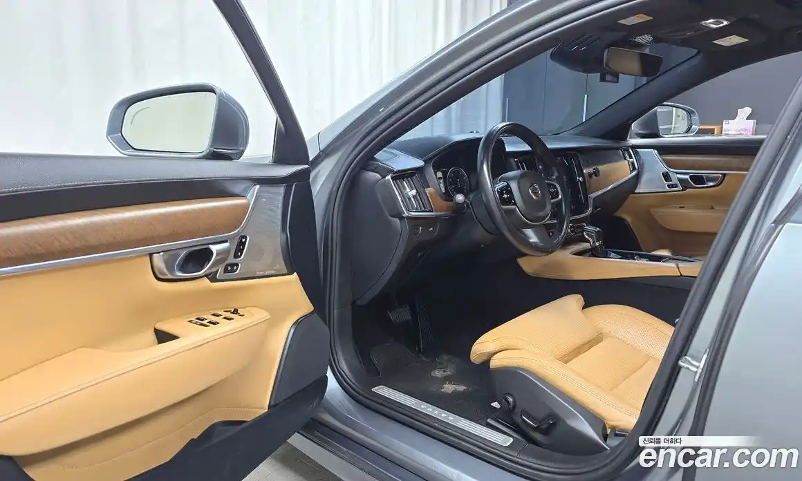 Volvo S90 2019 2.0 Автомат в Москве № 230612, фото 15