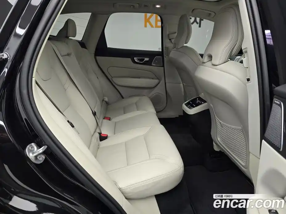 Volvo XC60 2026 2.0 Автомат в Москве № 230733, фото 11