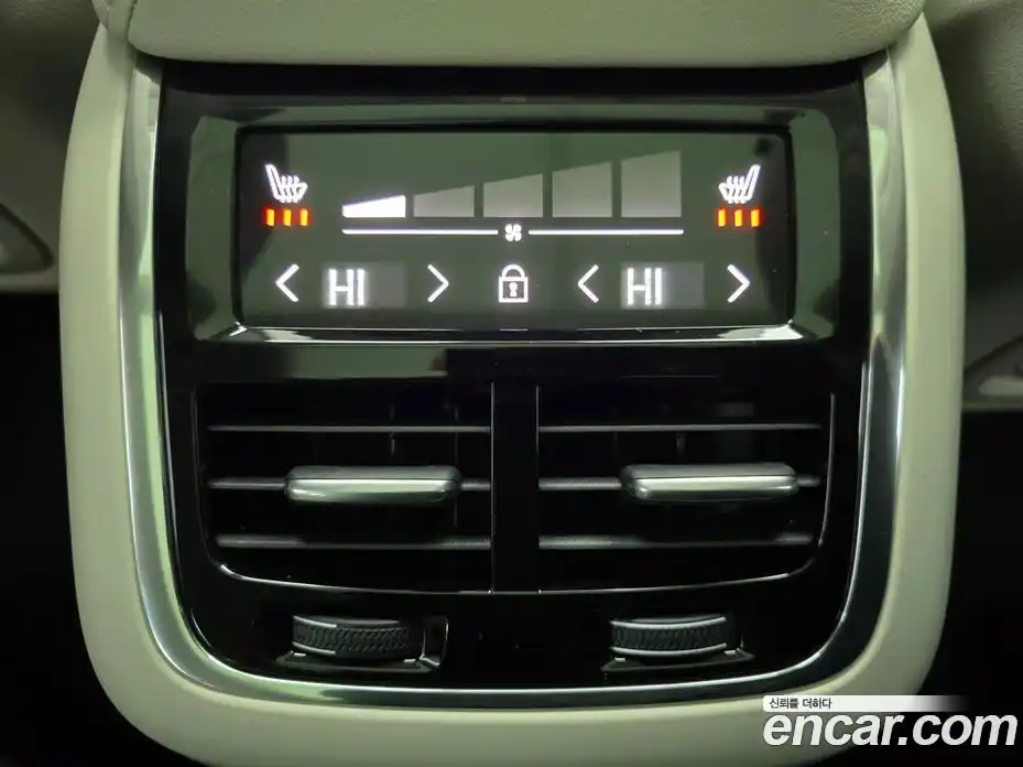 Volvo XC60 2026 2.0 Автомат в Москве № 230733, фото 17