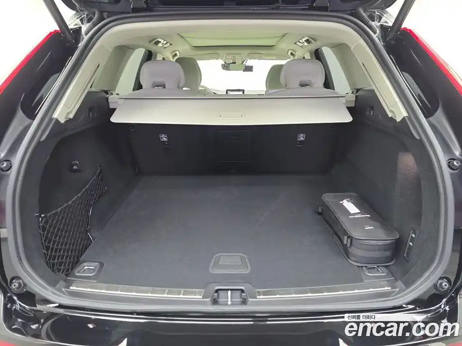 Volvo XC60 2026 2.0 Автомат в Москве № 230733, фото 19