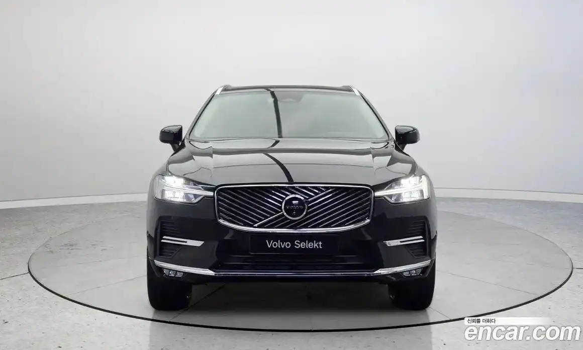 Volvo XC60 2026 2.0 Автомат в Москве № 230733, фото 3