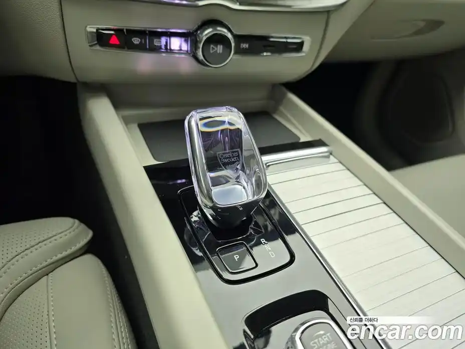 Volvo XC60 2026 2.0 Автомат в Москве № 230733, фото 9