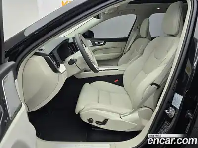 Volvo XC60 2026 2.0 Автомат в Москве № 230733, миниатюра 10